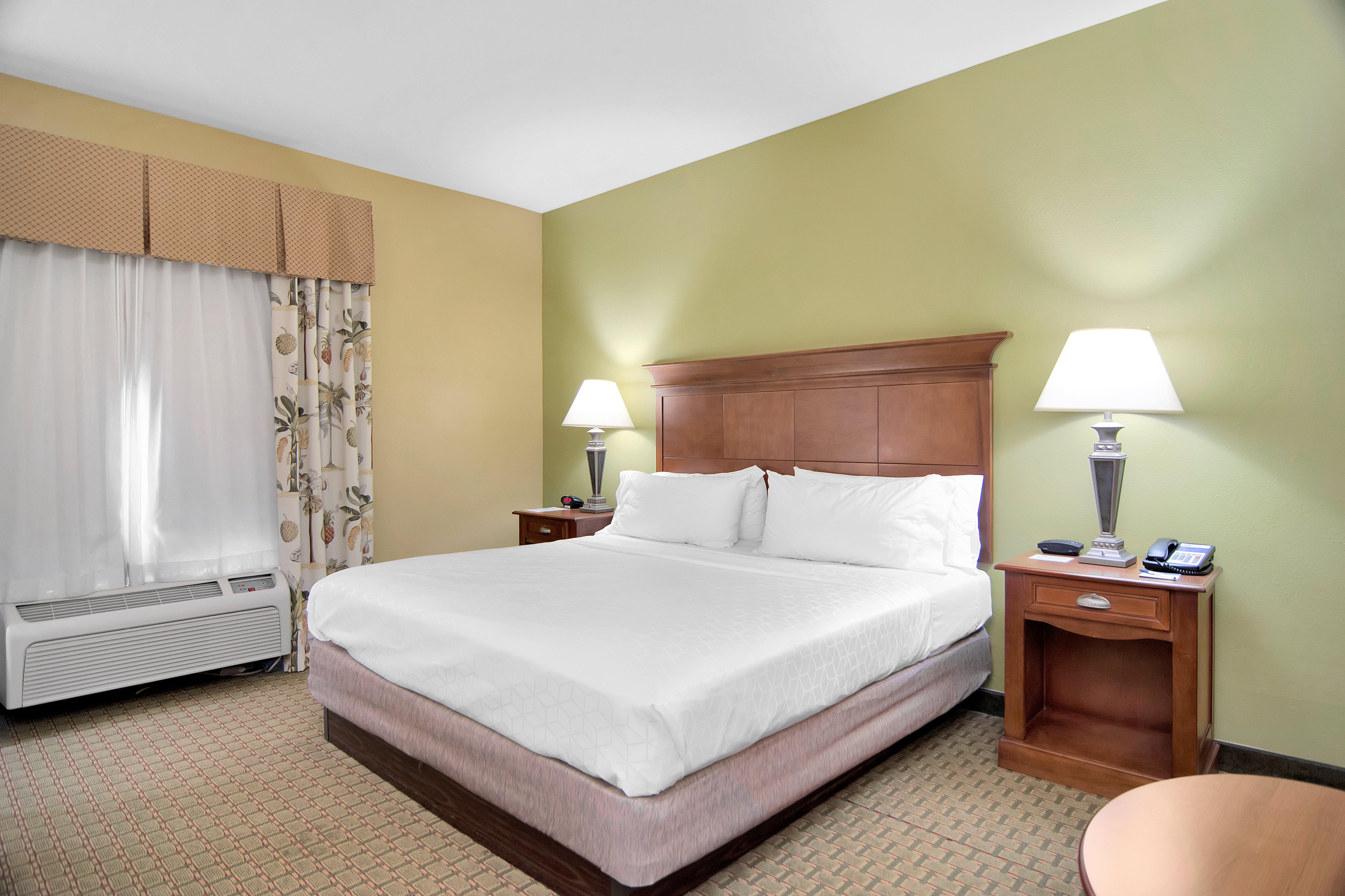 Holiday Inn Express Hotel & Suites Dfw West - Hurst By Ihg Exterior photo