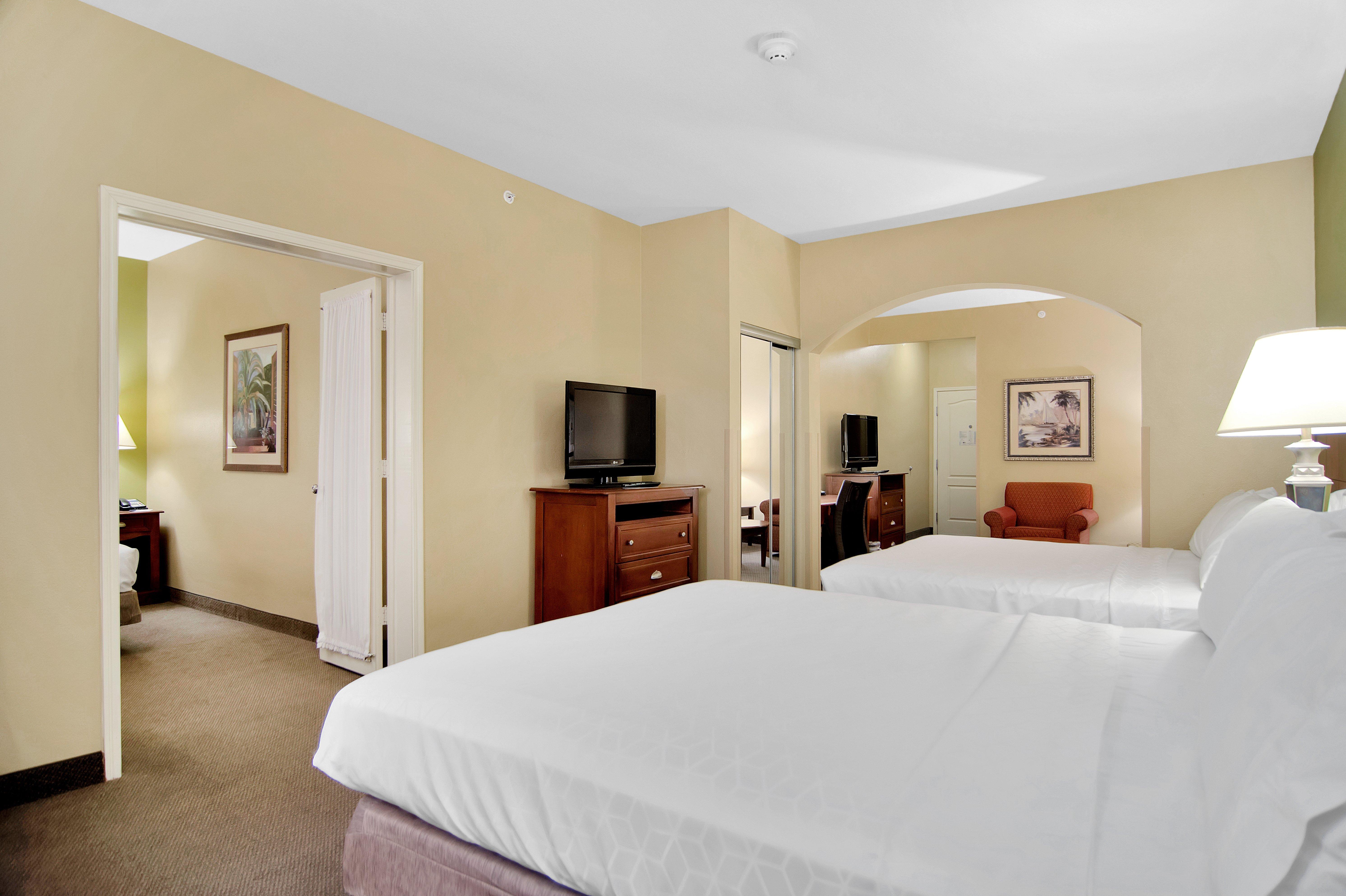 Holiday Inn Express Hotel & Suites Dfw West - Hurst By Ihg Exterior photo