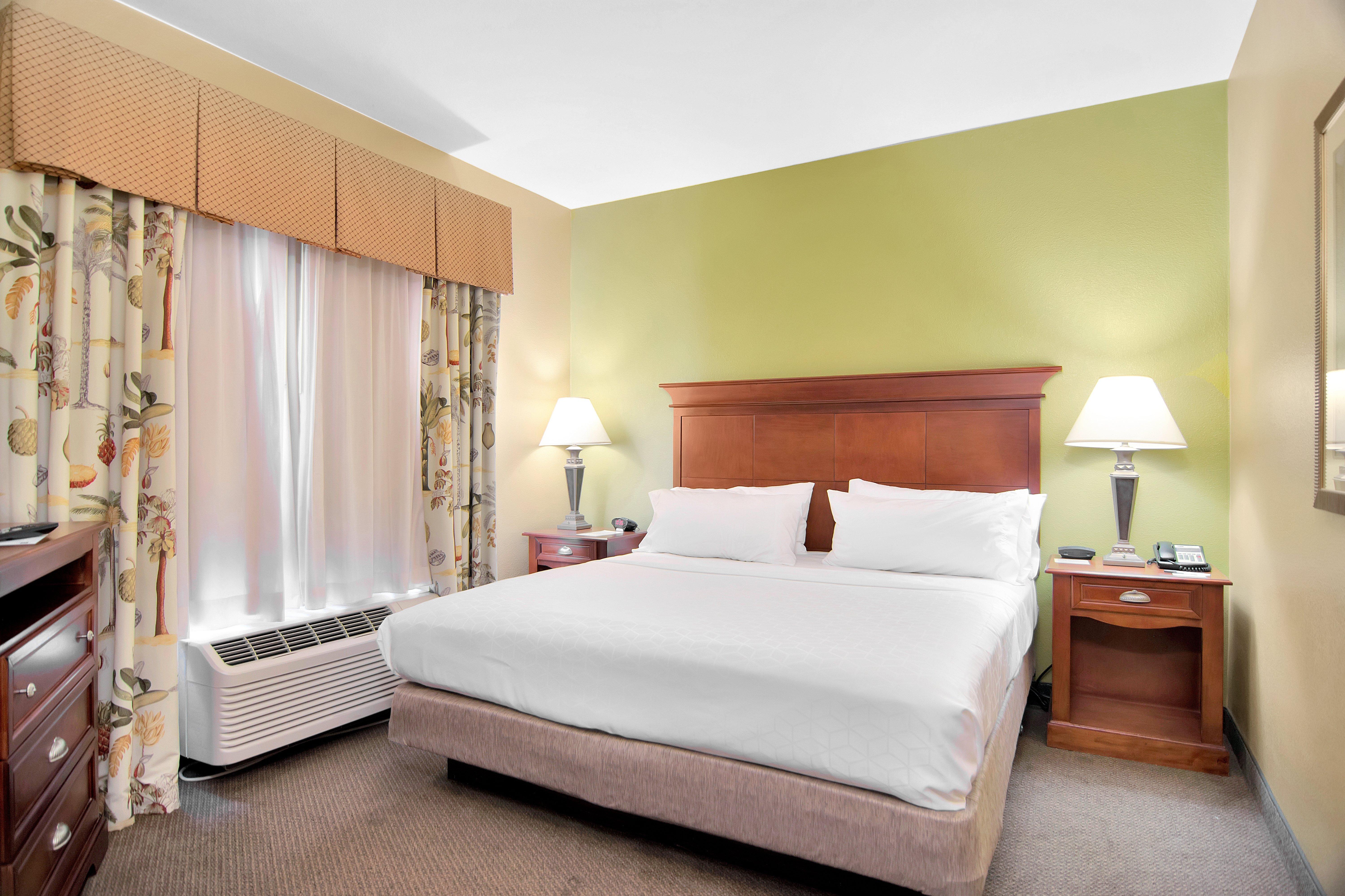 Holiday Inn Express Hotel & Suites Dfw West - Hurst By Ihg Exterior photo
